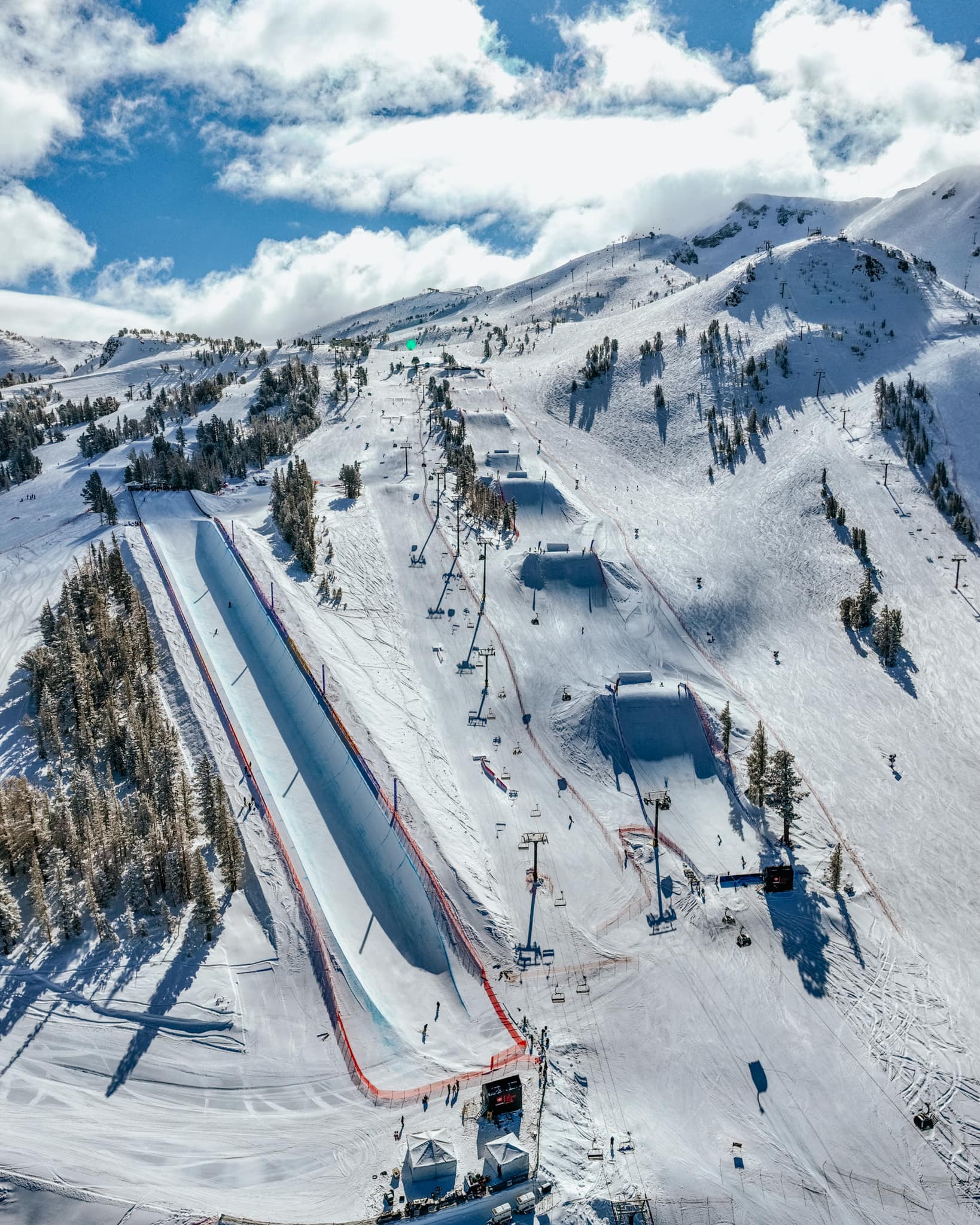 Mammoth Mountain Ski Resort California USA