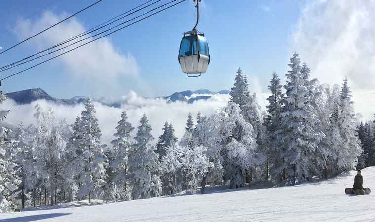 Shiga Kogen Snow Japan gondola