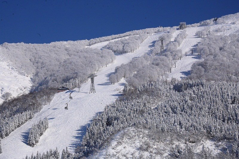 Hakkaisan Ski Resort Japan