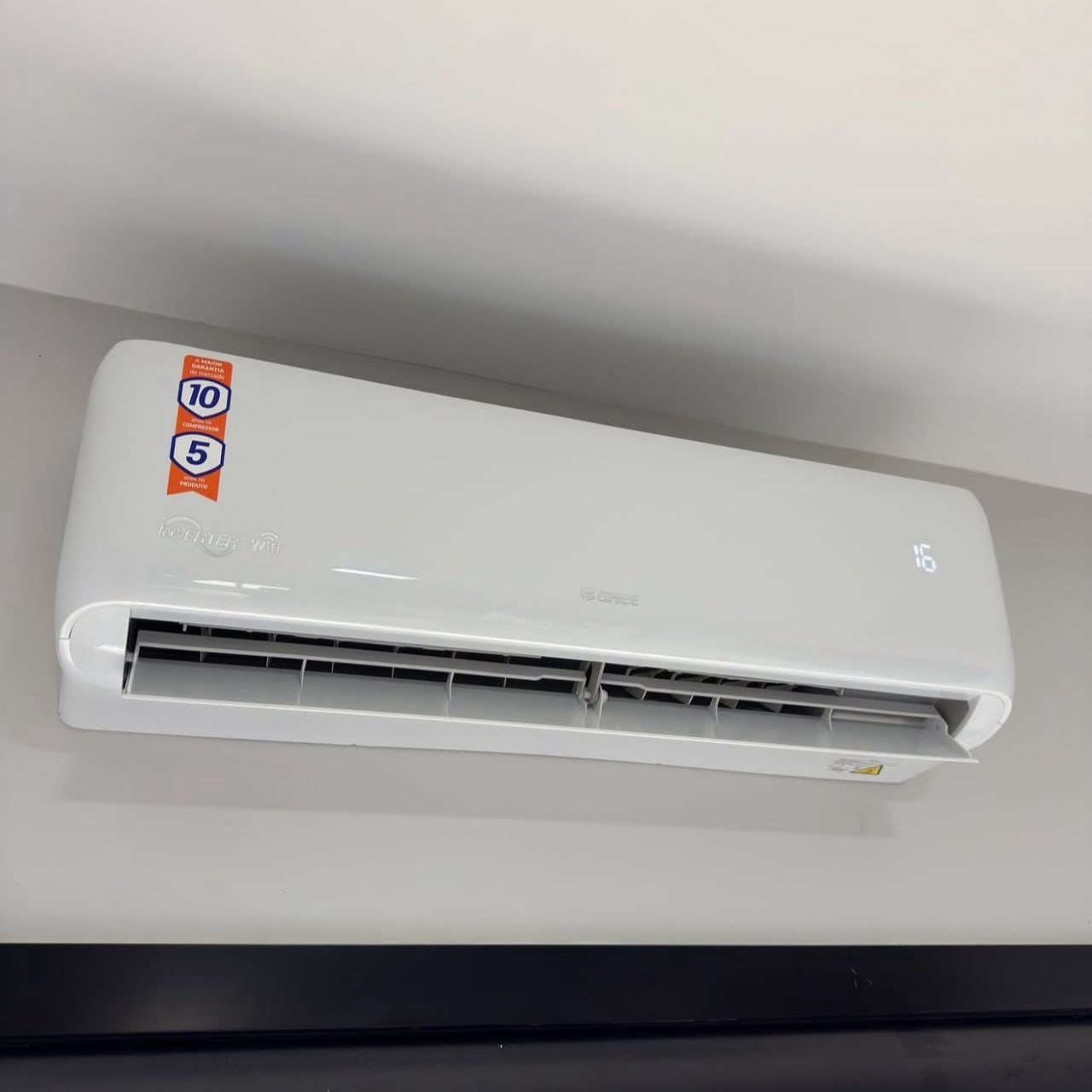 Ar Condicionado Split Inverter Hi Wall Wi-Fi Hisense 9000 BTUs Frio 220V