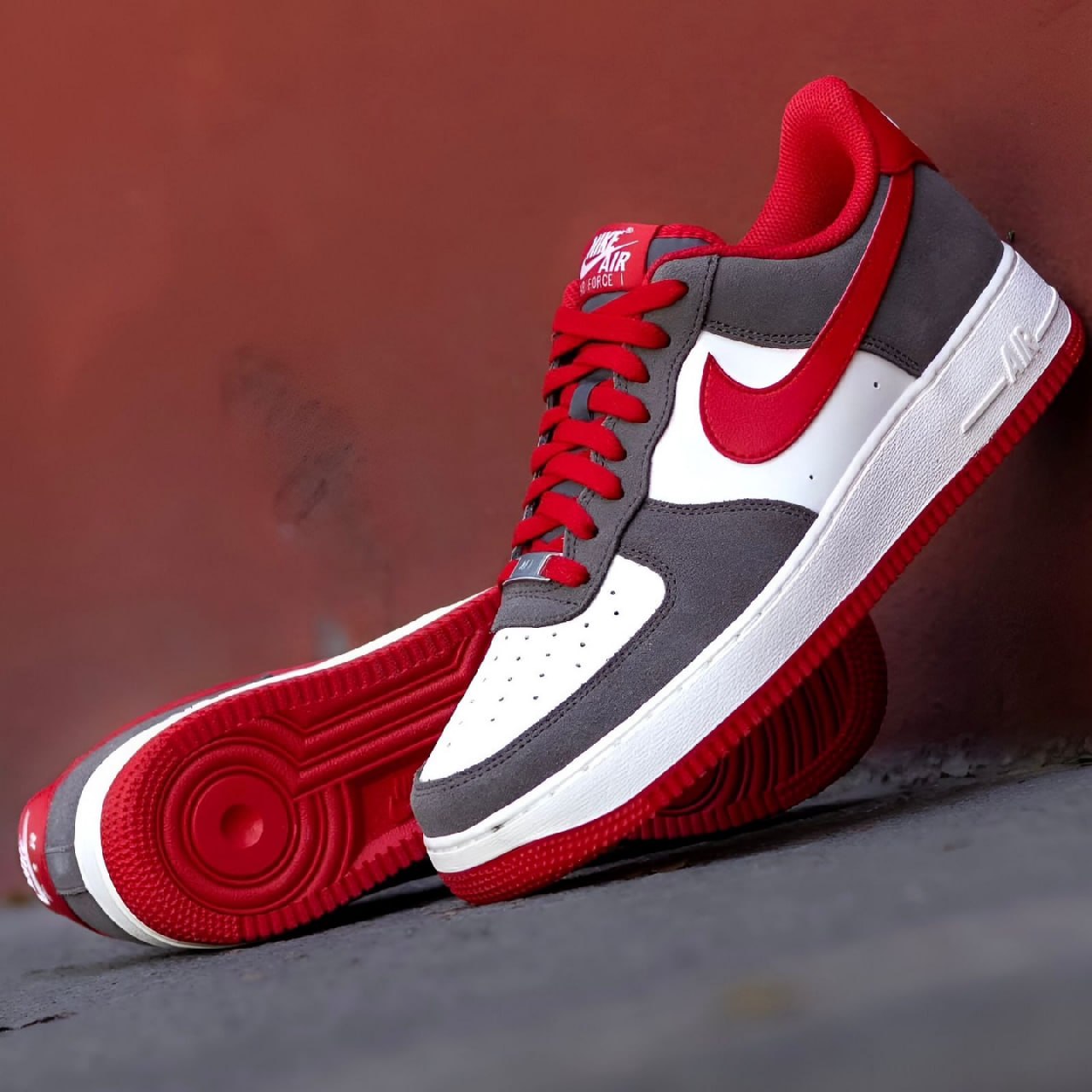 Tênis Nike Air Force 1 '07 LV8 Essencial
