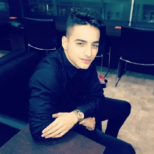 stickers_maluma_beibi
