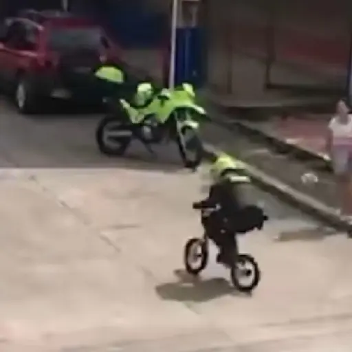 stickers_Me_quieren_hechar_los_Tombos_🚓