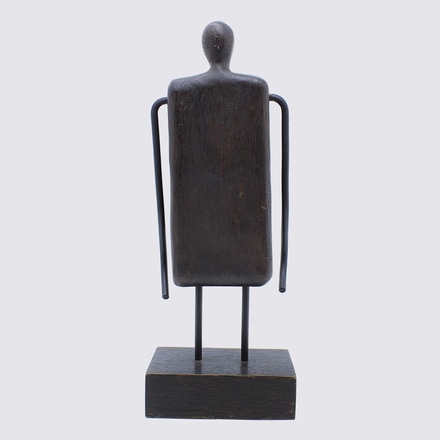 Escultura Man Jhon Madeira main photo of Escultura Man Jhon Madeira