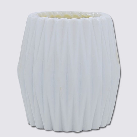 Porta Vela Porcelana Branca Estriada main photo of Porta Vela Porcelana Branca Estriada
