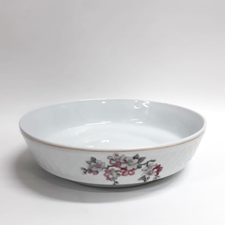 Travessa Redonda Porcelana Floral Textura Branca main photo of Travessa Redonda Porcelana Floral Textura Branca