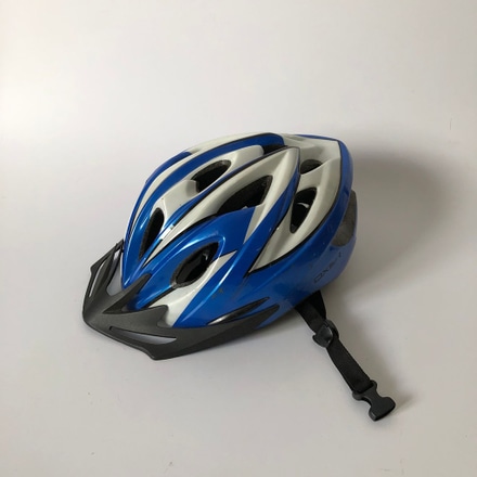 Capacete Ciclista Oxer Azul e Branco main photo of Capacete Ciclista Oxer Azul e Branco