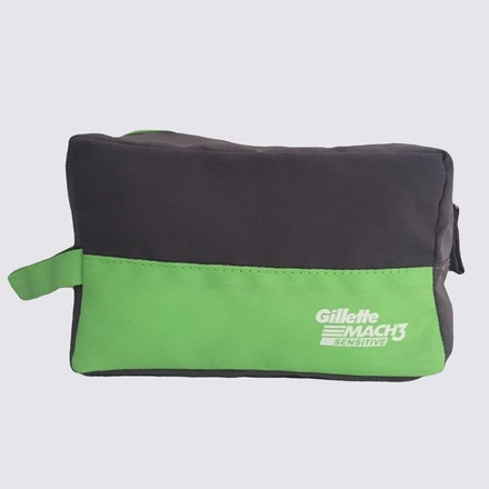 Necessaire Gillette Mach3 Sensitive main photo of Necessaire Gillette Mach3 Sensitive