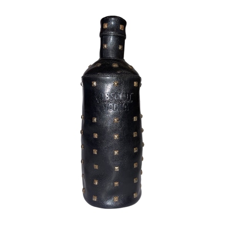 Porta garrafa Absolut preto com spikes main photo of Porta garrafa Absolut preto com spikes