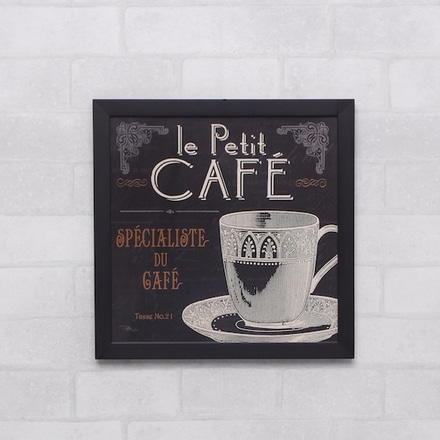 Quadro Le Petit Cafe main photo of Quadro Le Petit Cafe