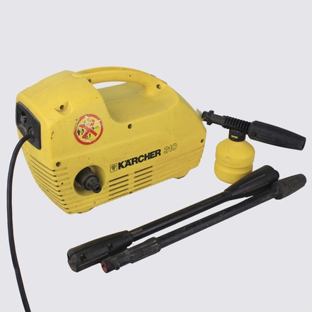 Lavadora de Alta Pressão Karcher 310 main photo of Lavadora de Alta Pressão Karcher 310
