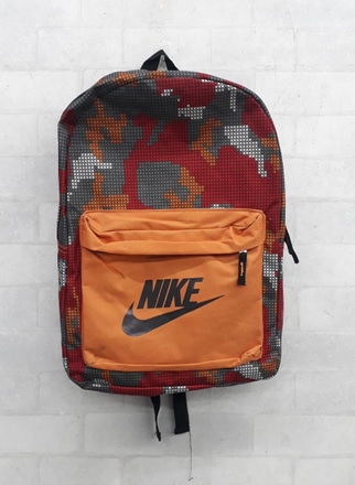 Mochila Nike Laranja Quadriculada main photo of Mochila Nike Laranja Quadriculada