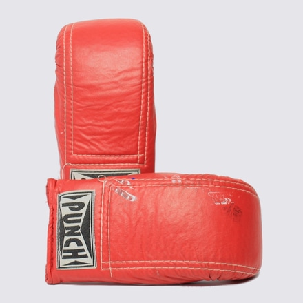 Par de Luva de Box Vermelha Punch main photo of Par de Luva de Box Vermelha Punch