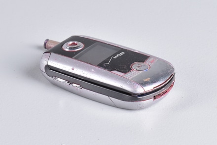 old motorola flip cell phones