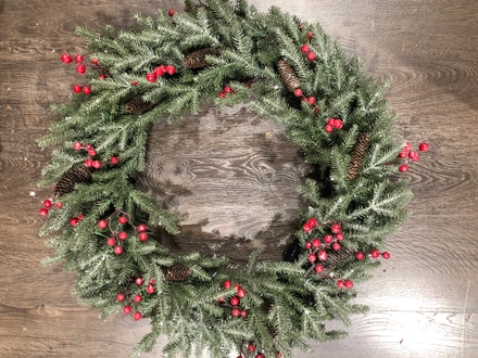 main photo of 24" Berry and pine cone wreath