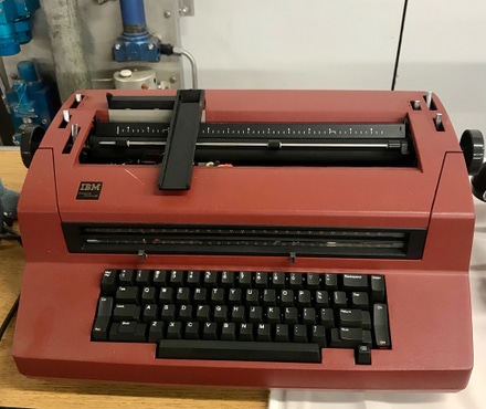 Typewriter main photo of Typewriter