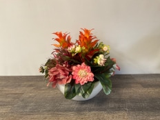 Sandy Rose Vase Arrangement – Beaudry Flowers