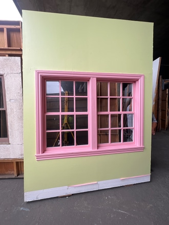 Window Wall 7’6”x6’11” main photo of Window Wall 7’6”x6’11”