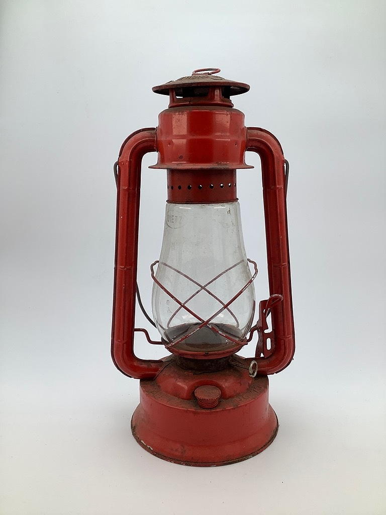 Dietz Blizzard No 70 Kerosene Lamp | For Rent in Burnaby | Empire