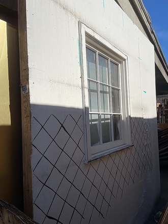 main photo of Window Wall 10X10