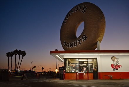 main photo of Randys Donuts