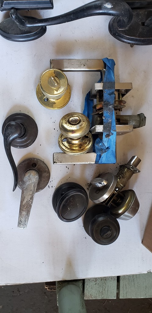 Handles and Locks - Hardware