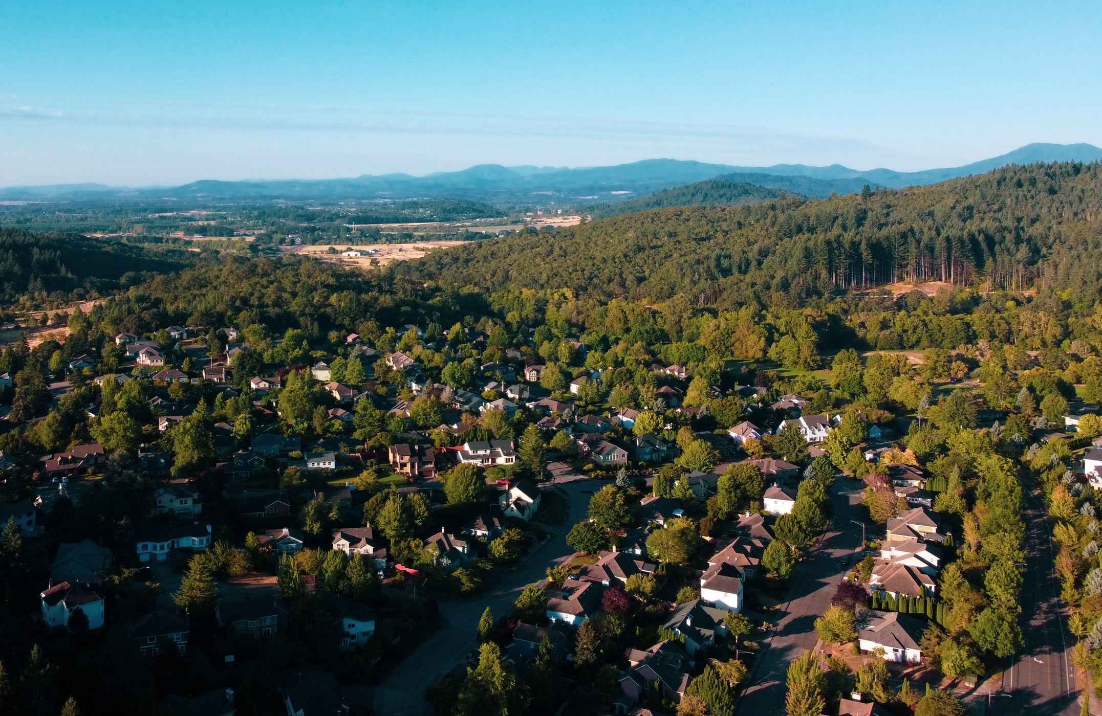 10 Richest Cities in Oregon (2024)