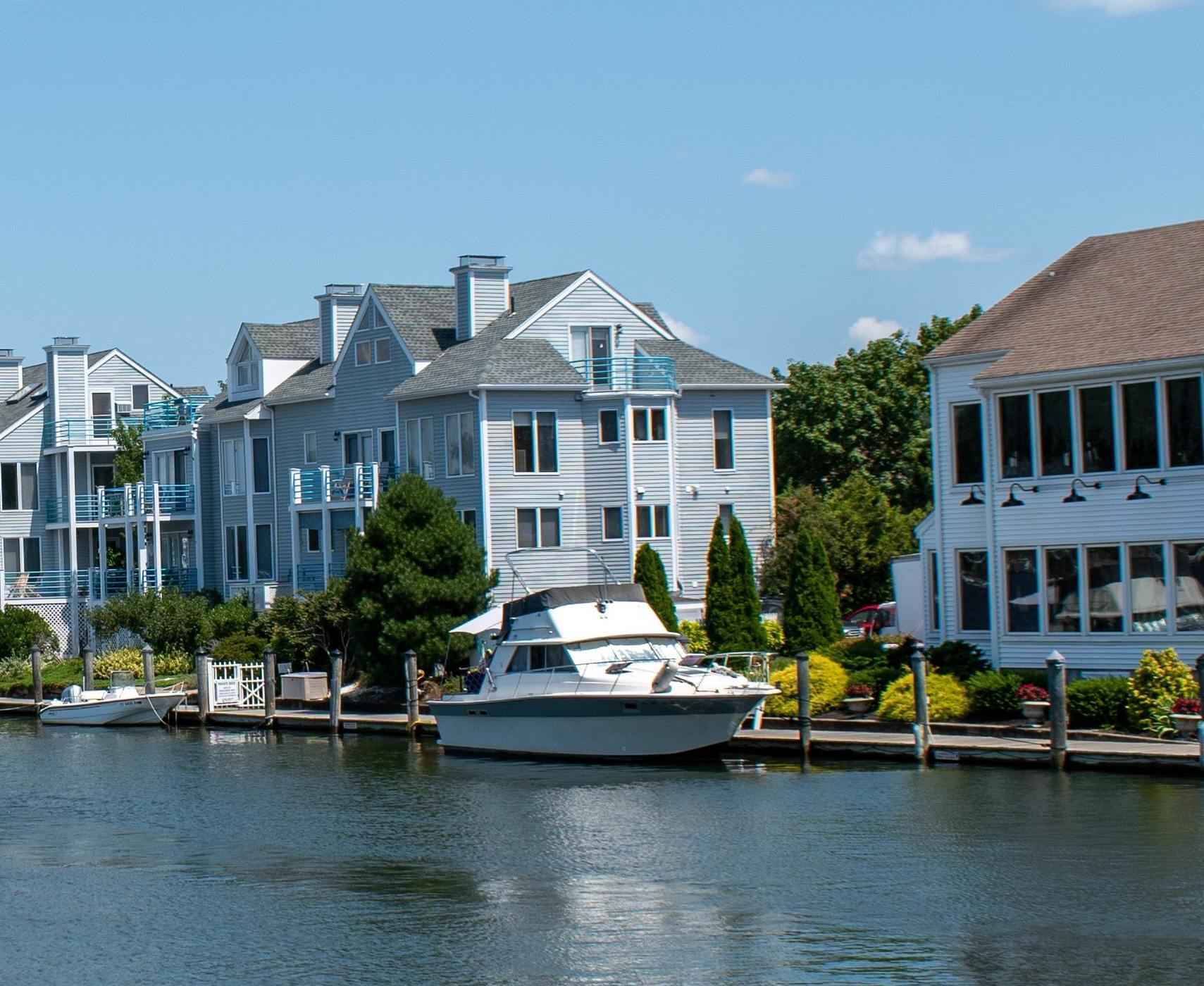 15 Best Places to Live in Connecticut (2024)