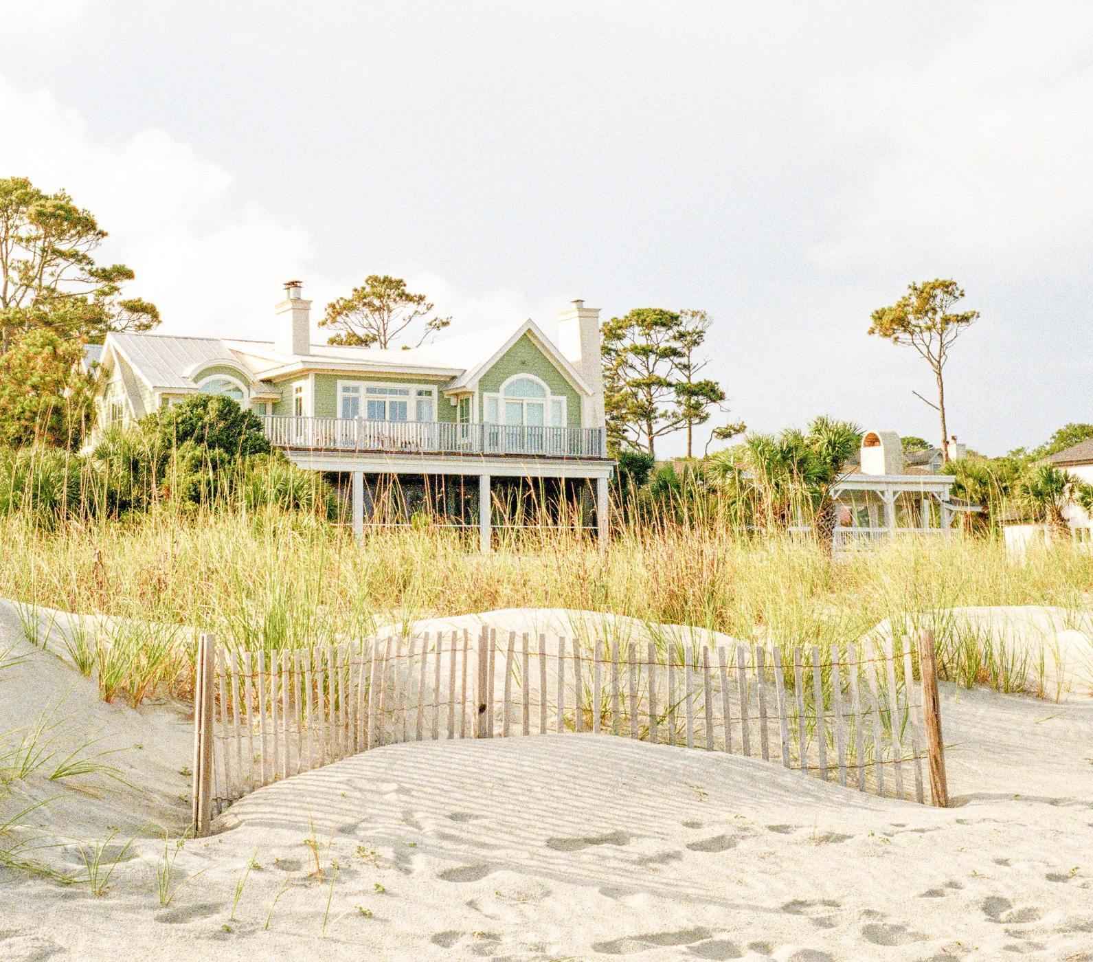 10 Best Places To Live In South Carolina Near The Beach (2024