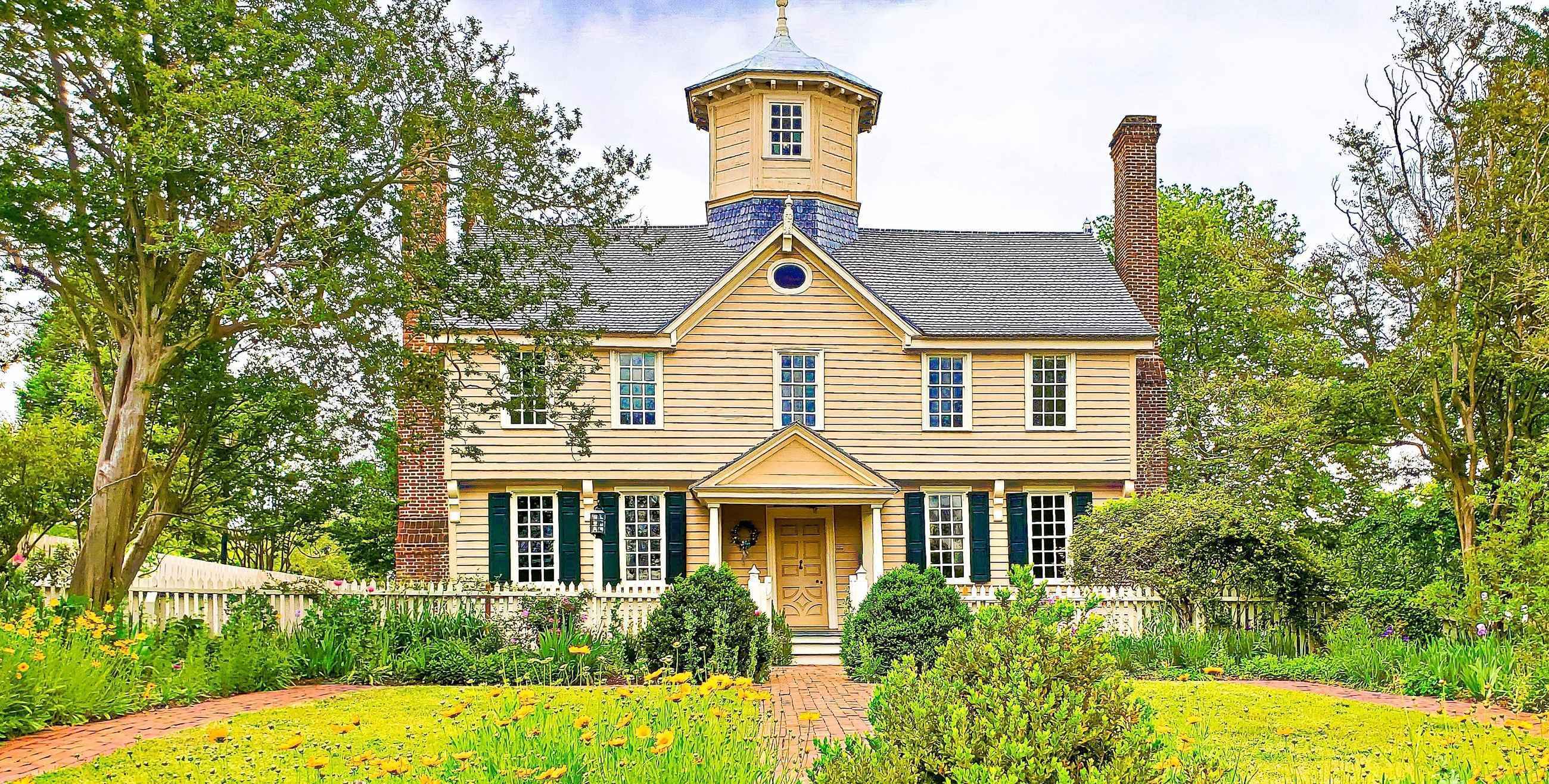 10 Richest Cities in North Carolina (2024)