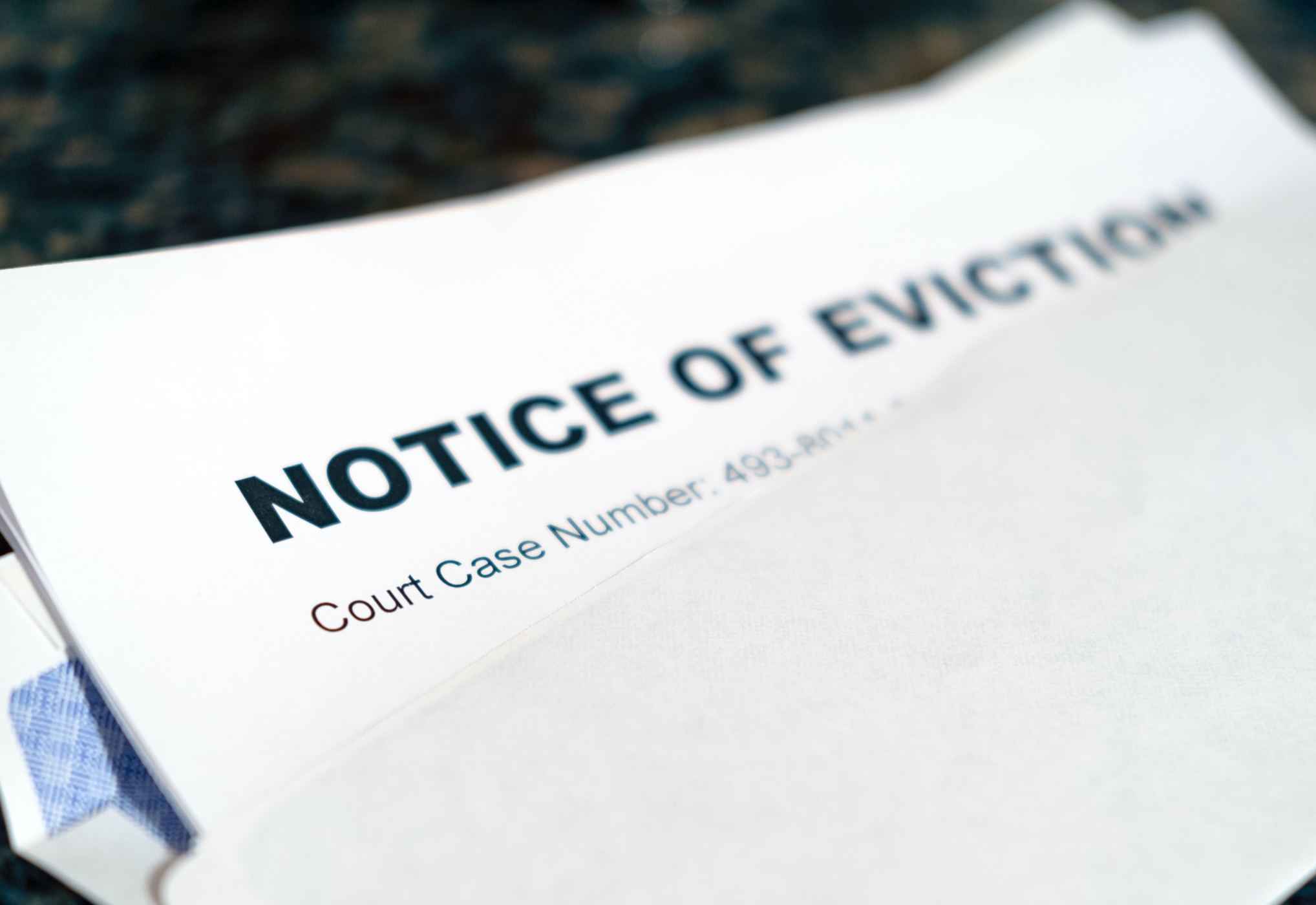 Illinois Eviction Process & Laws (2023)