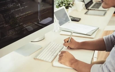 Логотип Javascript-разработчик (Очно в Петербурге)