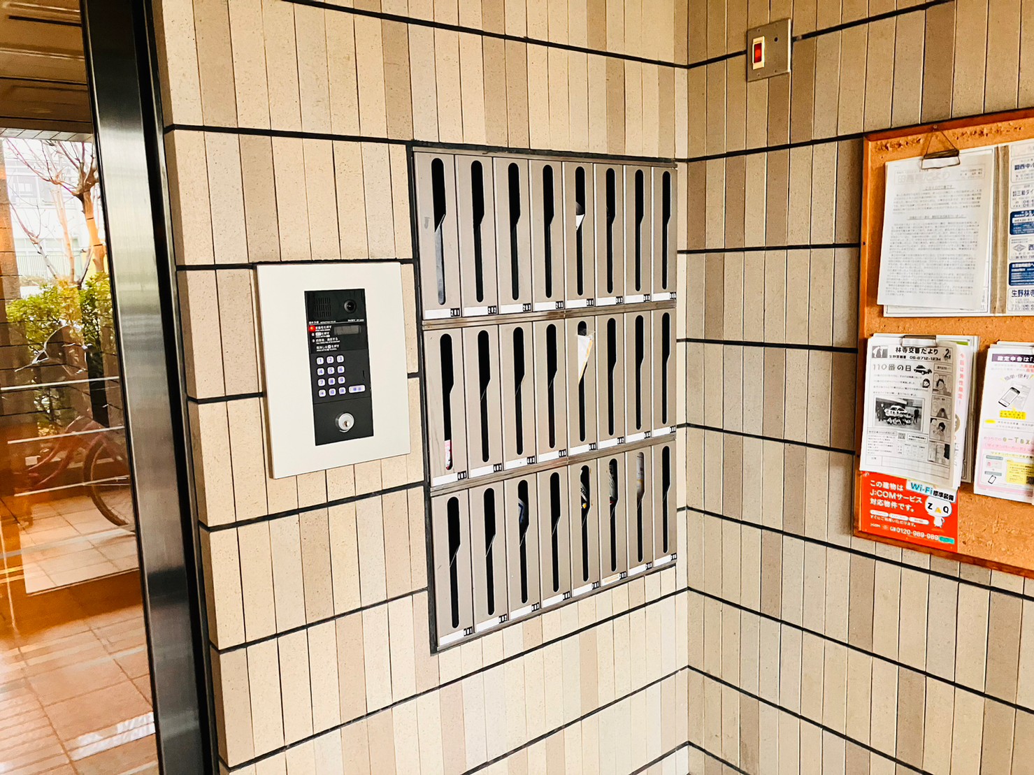 建物エントランス