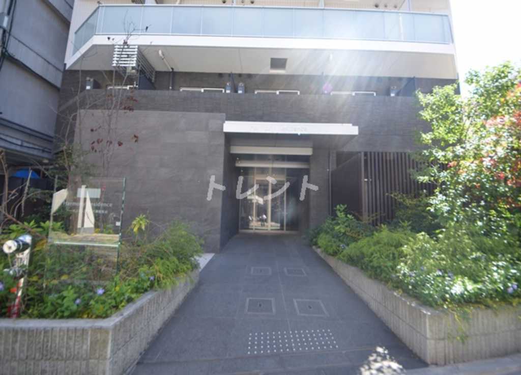 建物エントランス