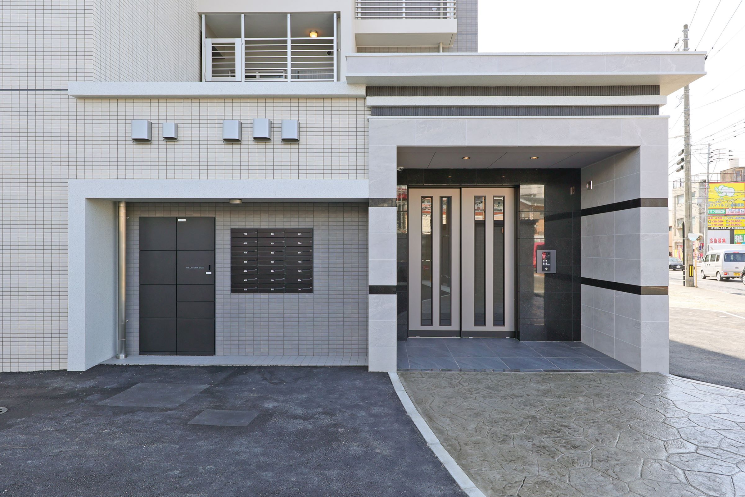 建物エントランス