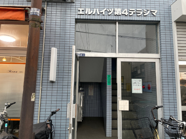 建物エントランス