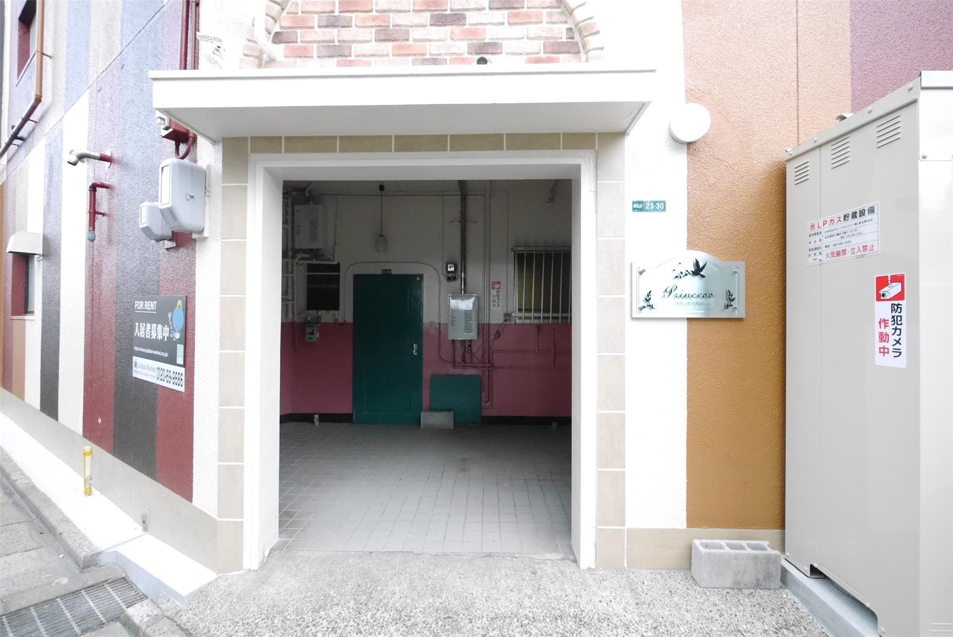 建物エントランス