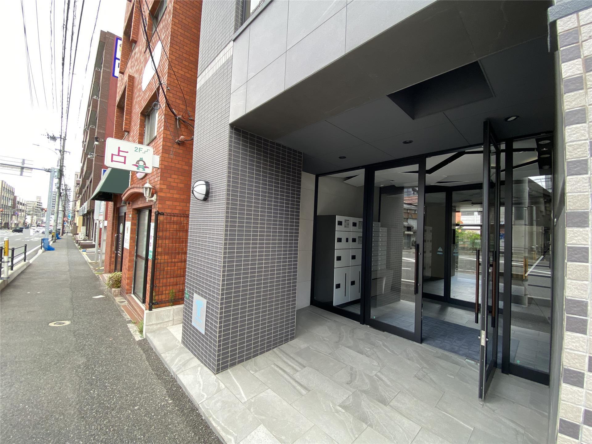 建物エントランス