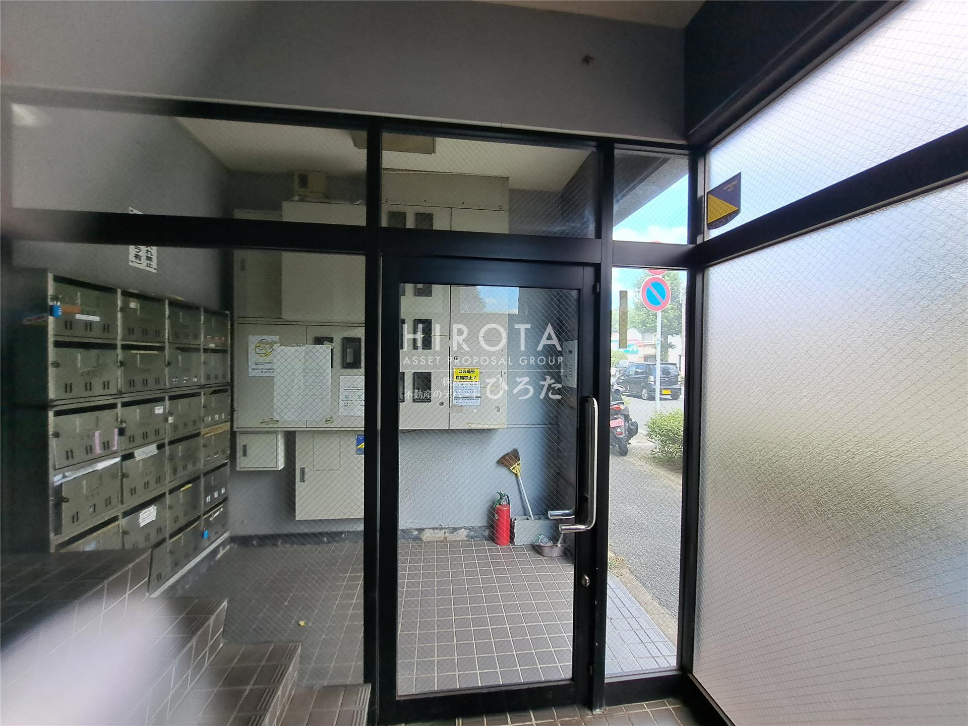 建物エントランス