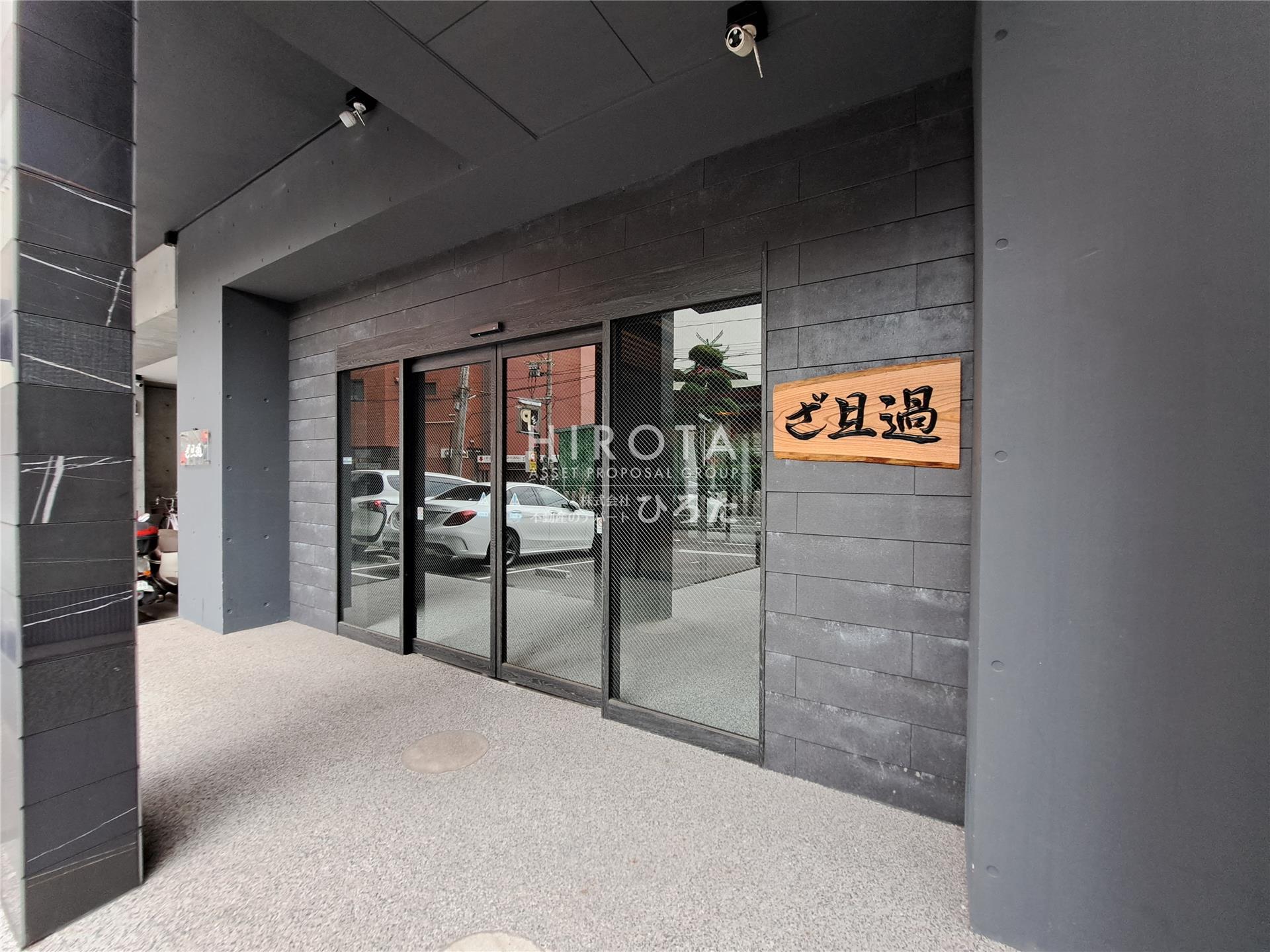 建物エントランス