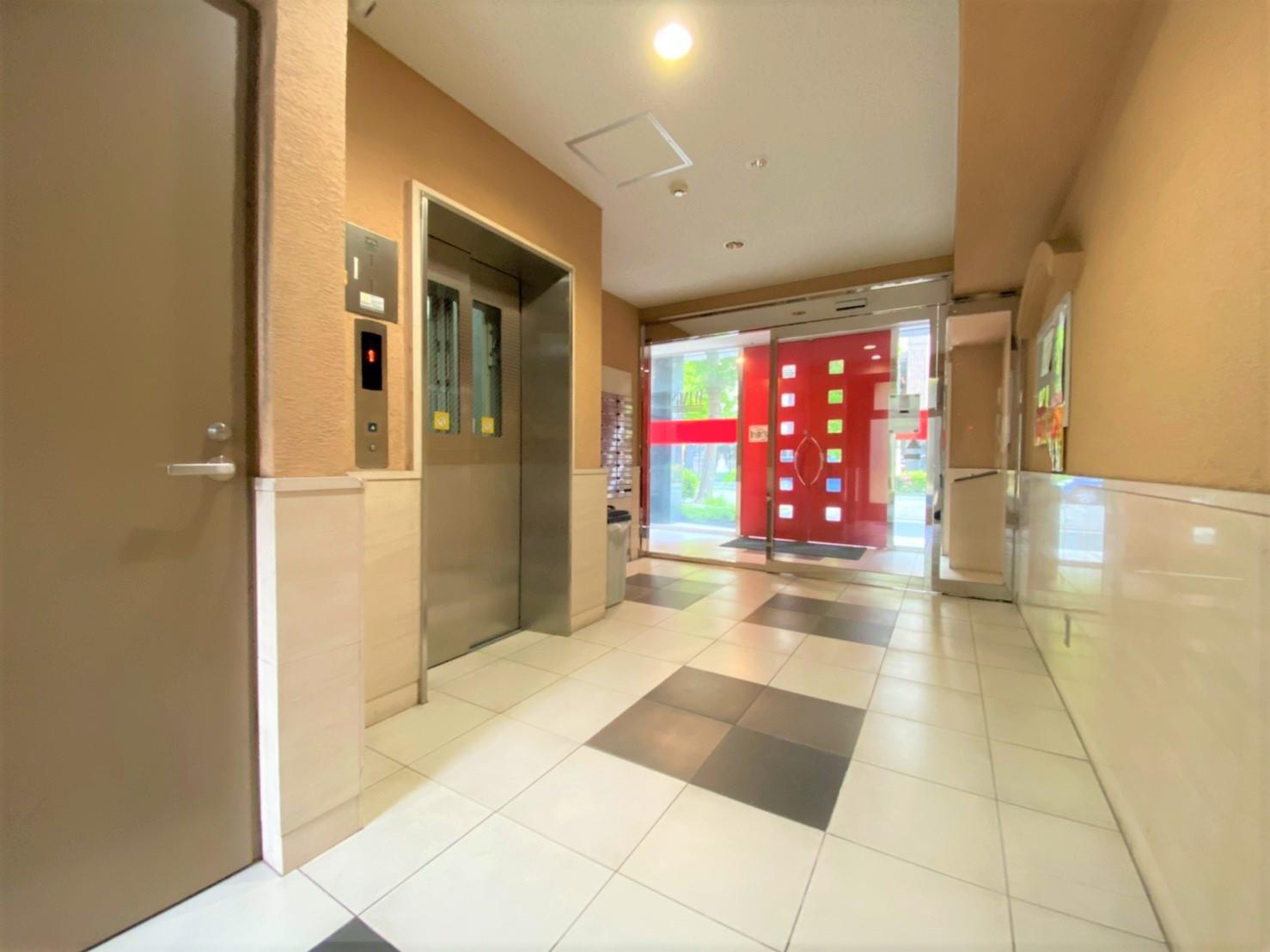 建物エントランス