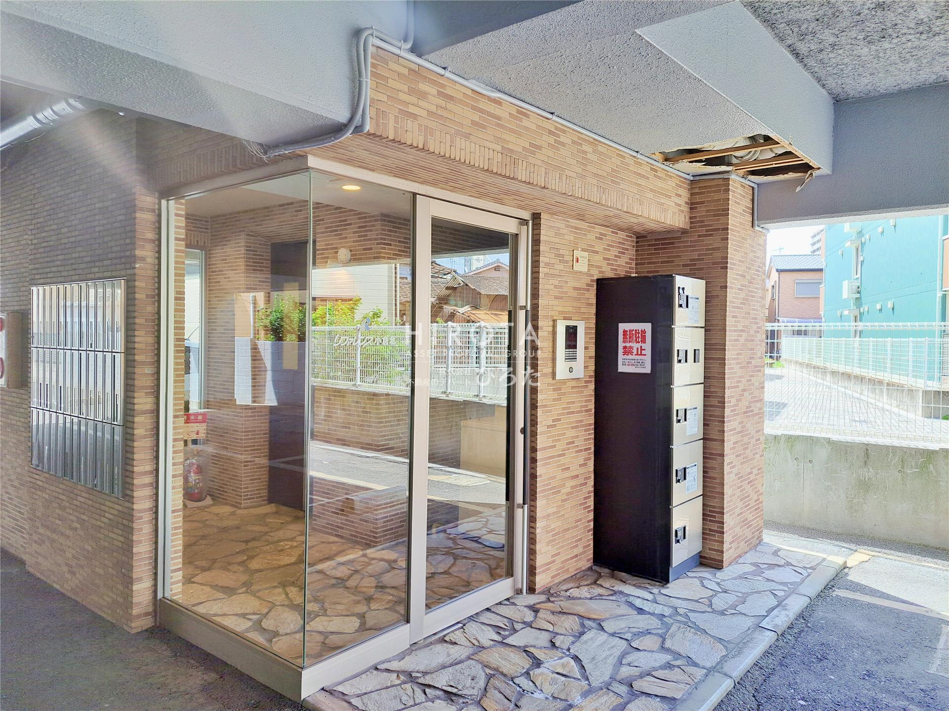 建物エントランス