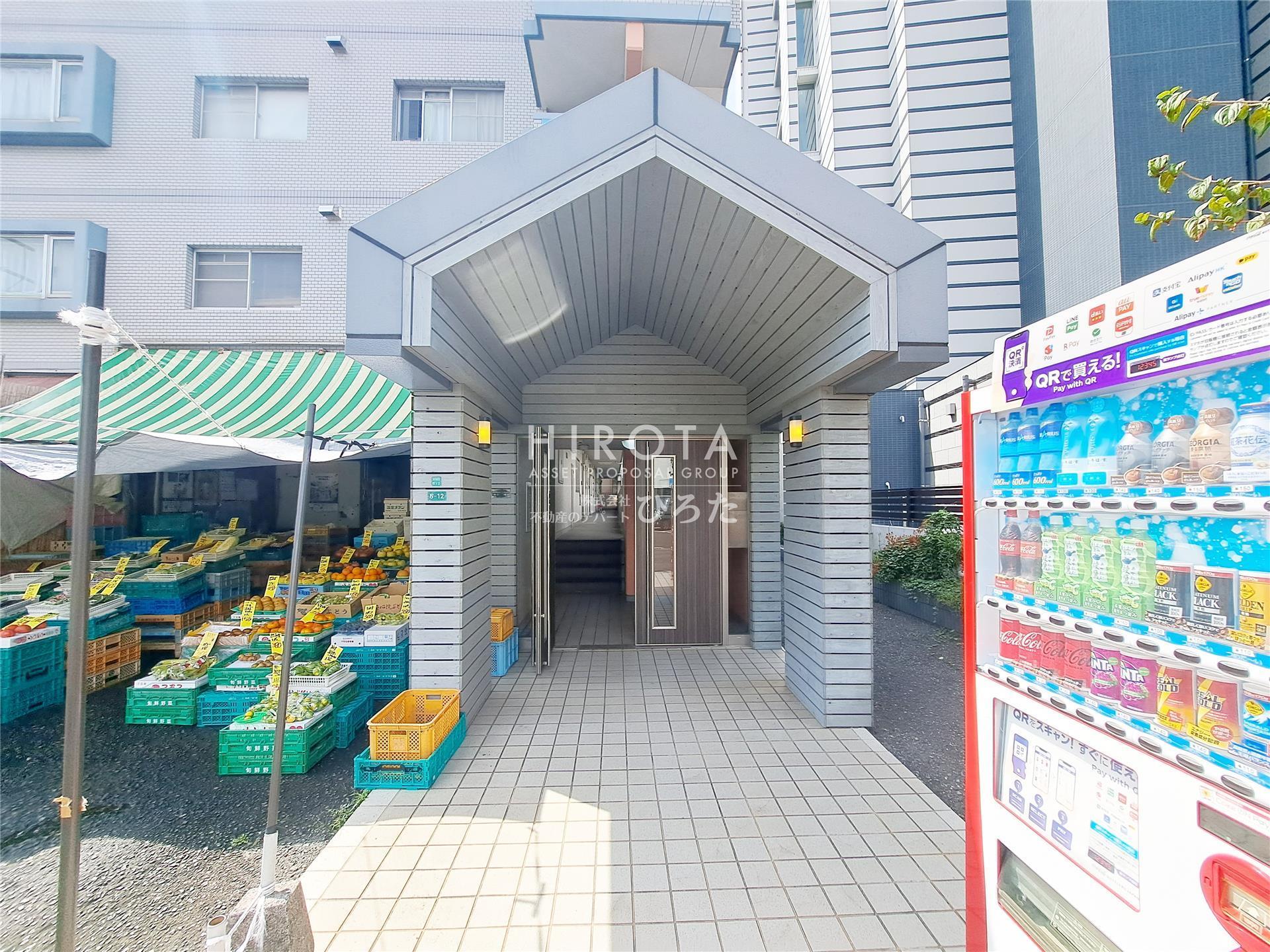 建物エントランス