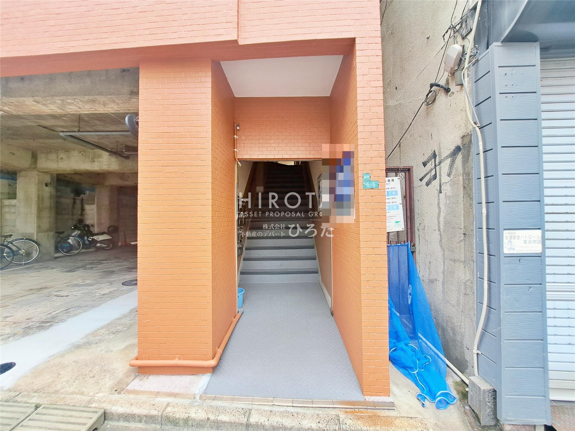 建物エントランス