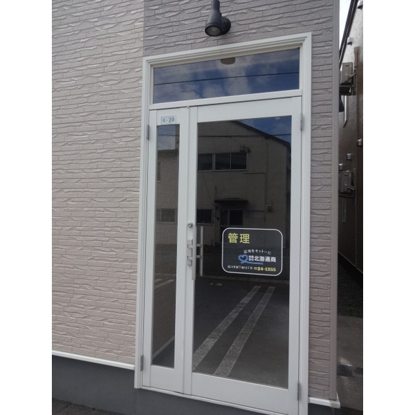 建物エントランス