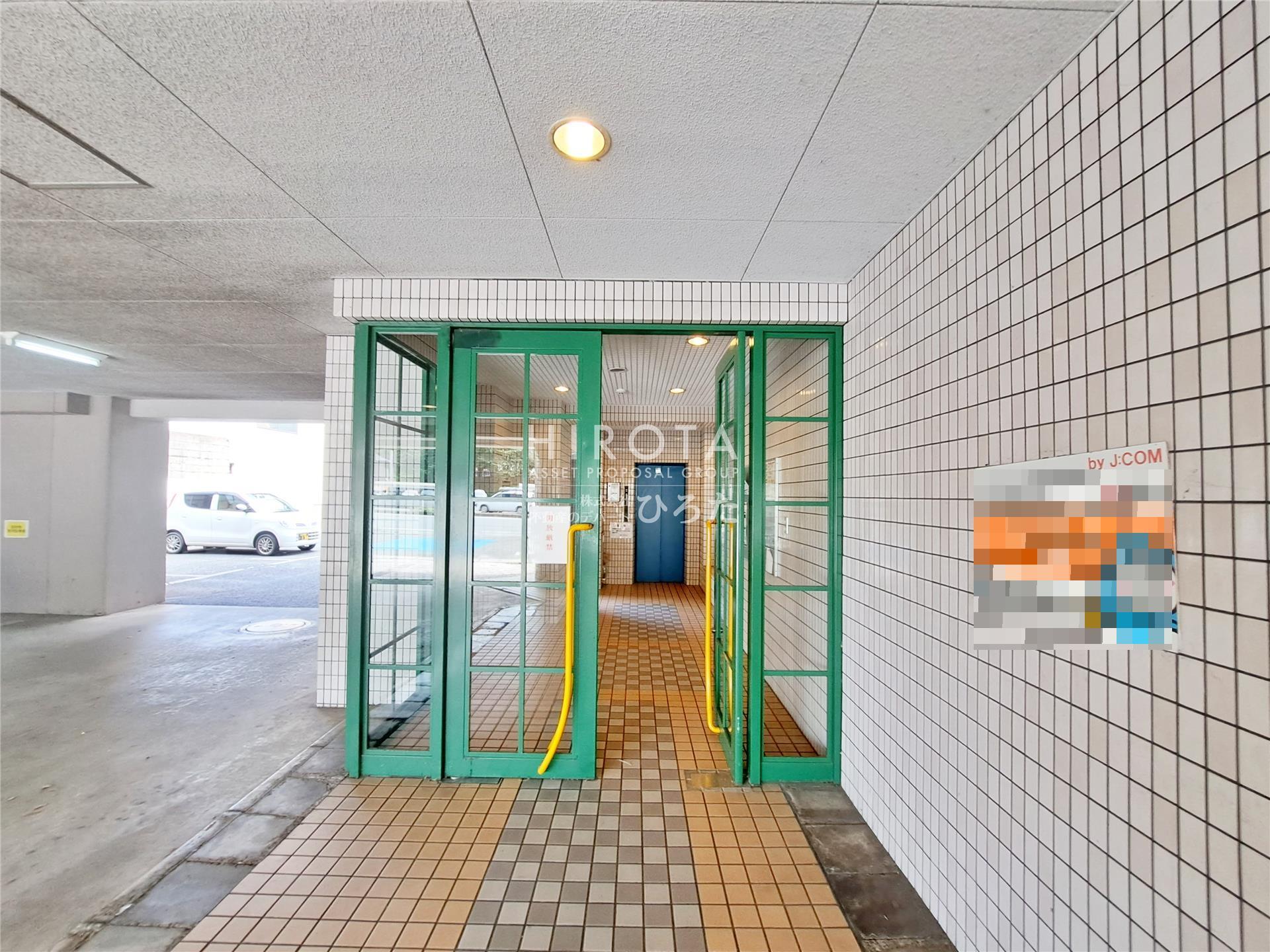 建物エントランス