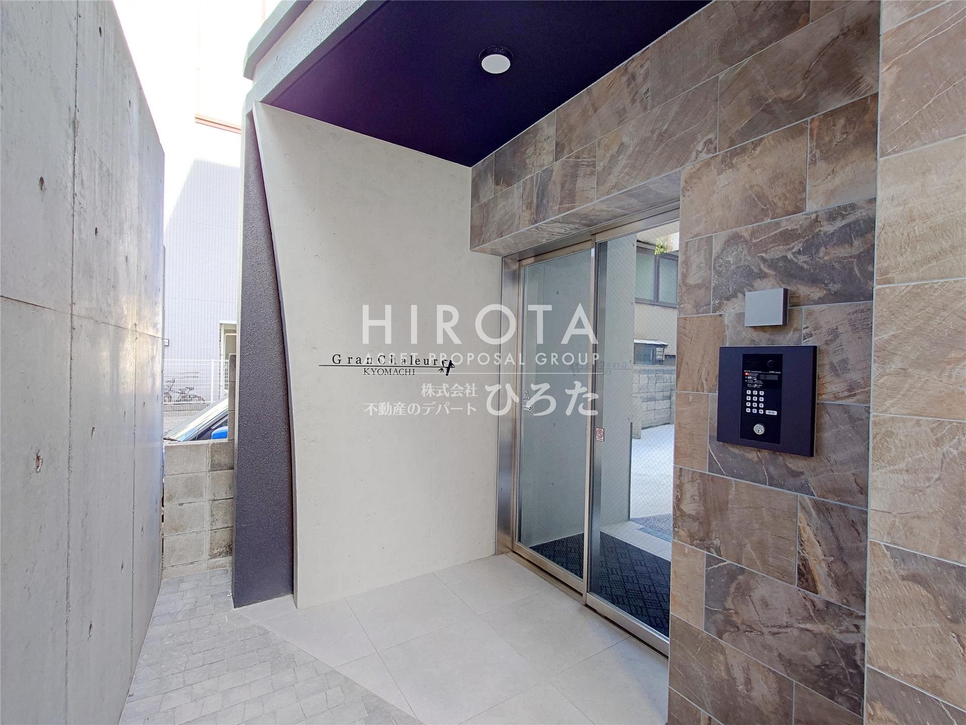 建物エントランス