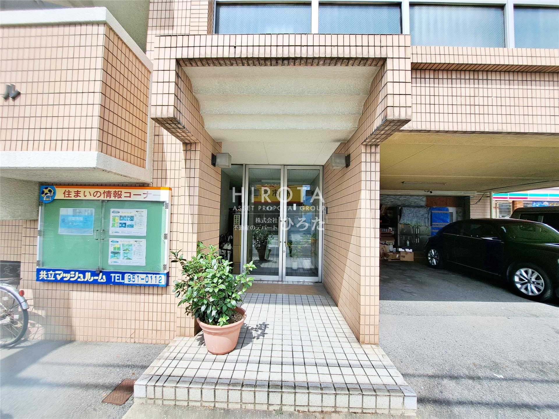 建物エントランス