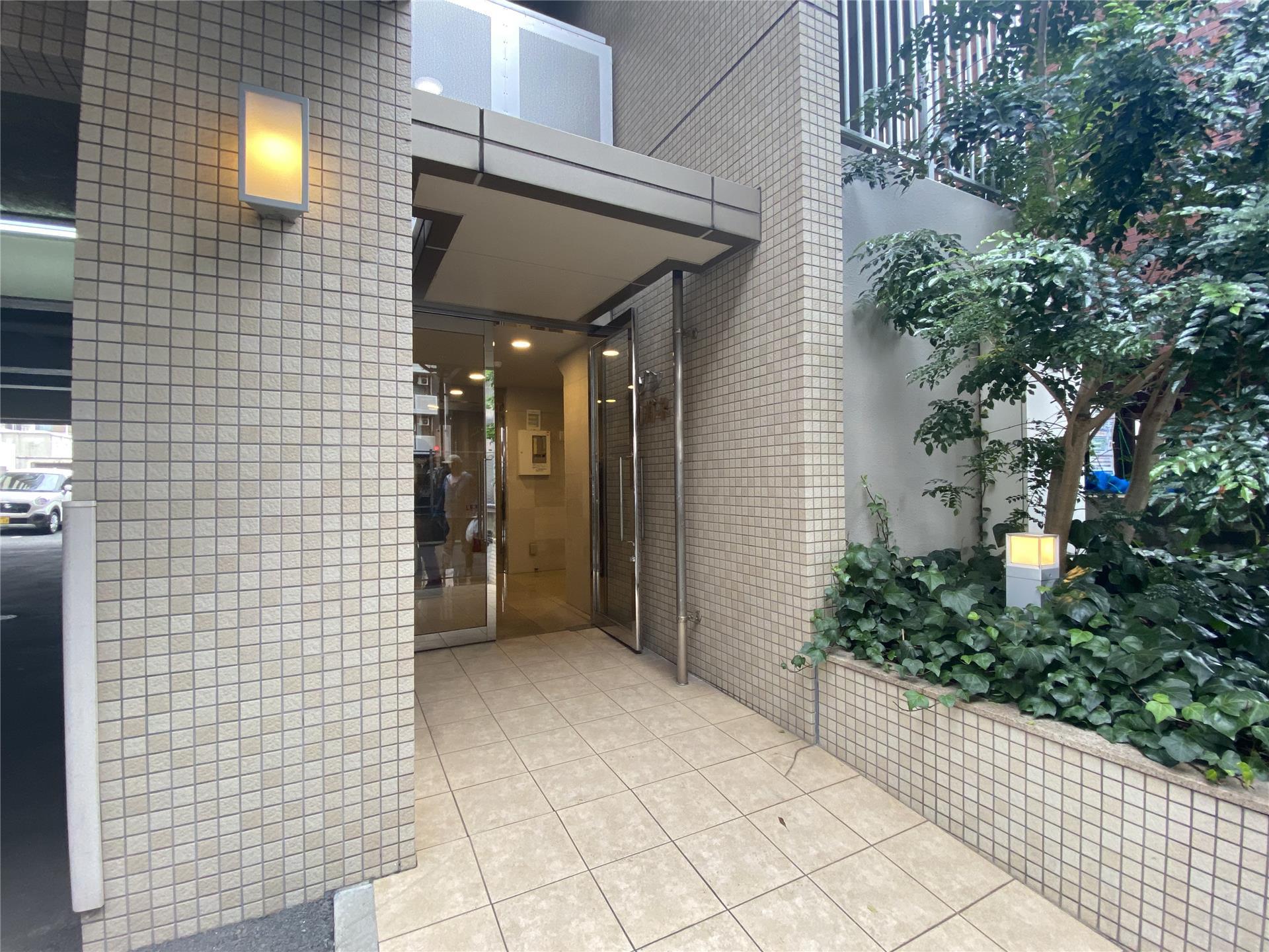 建物エントランス