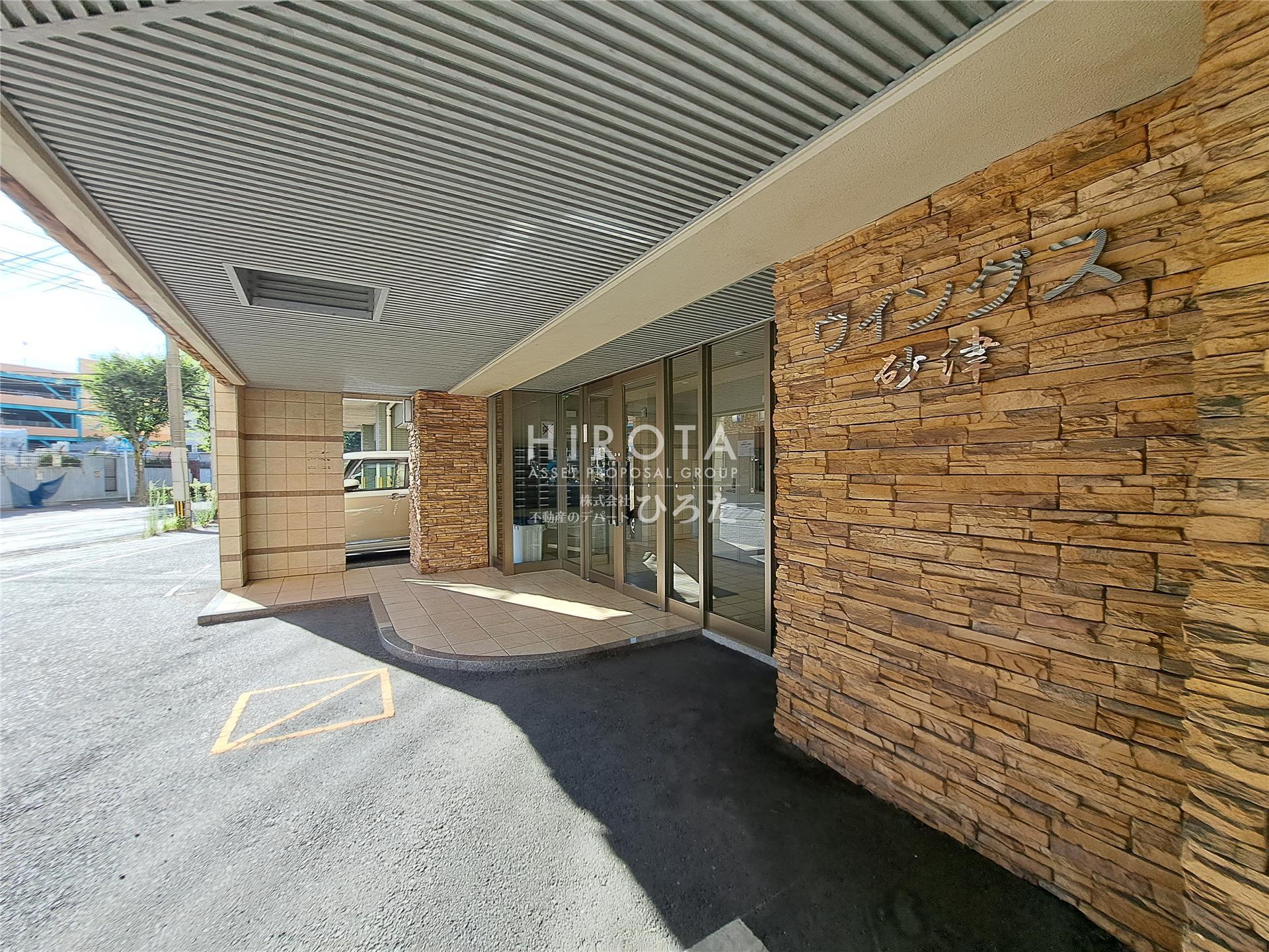 建物エントランス